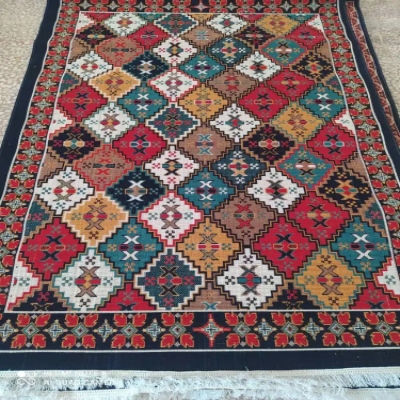 مهرنگارستان ادیبان 
